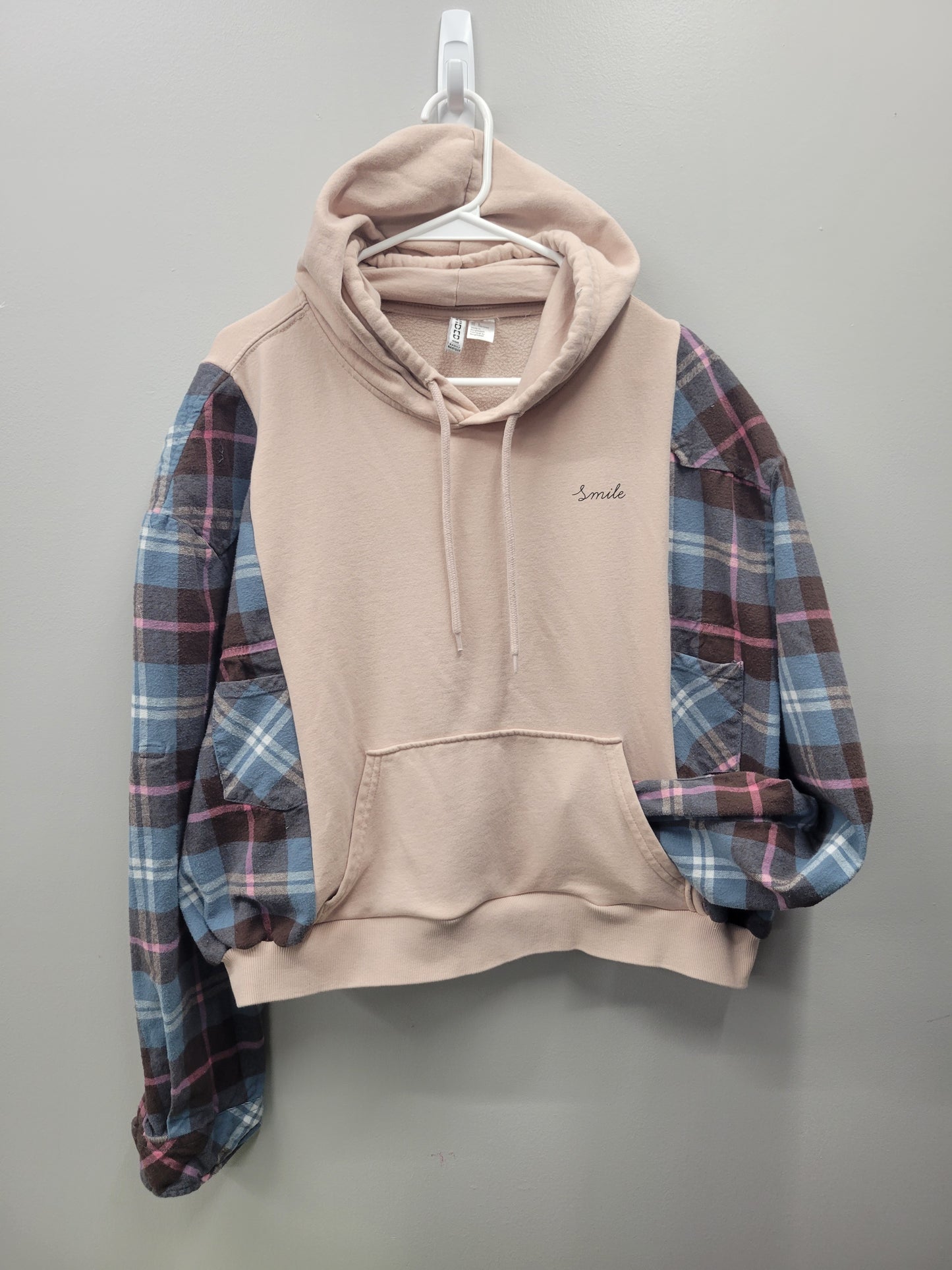 Smile Sweatshirt with flannel